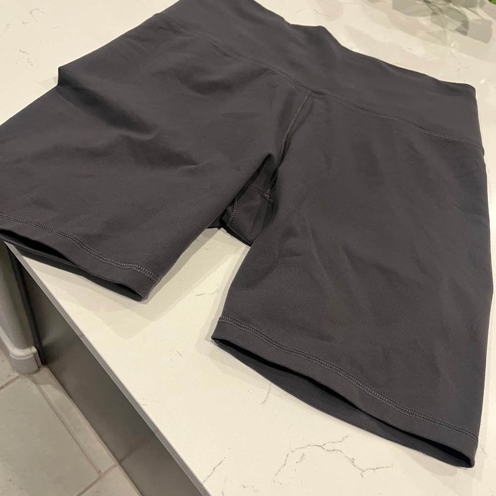 CALIA by Carrie Underwood Gray Bike Shorts Performance Fit
